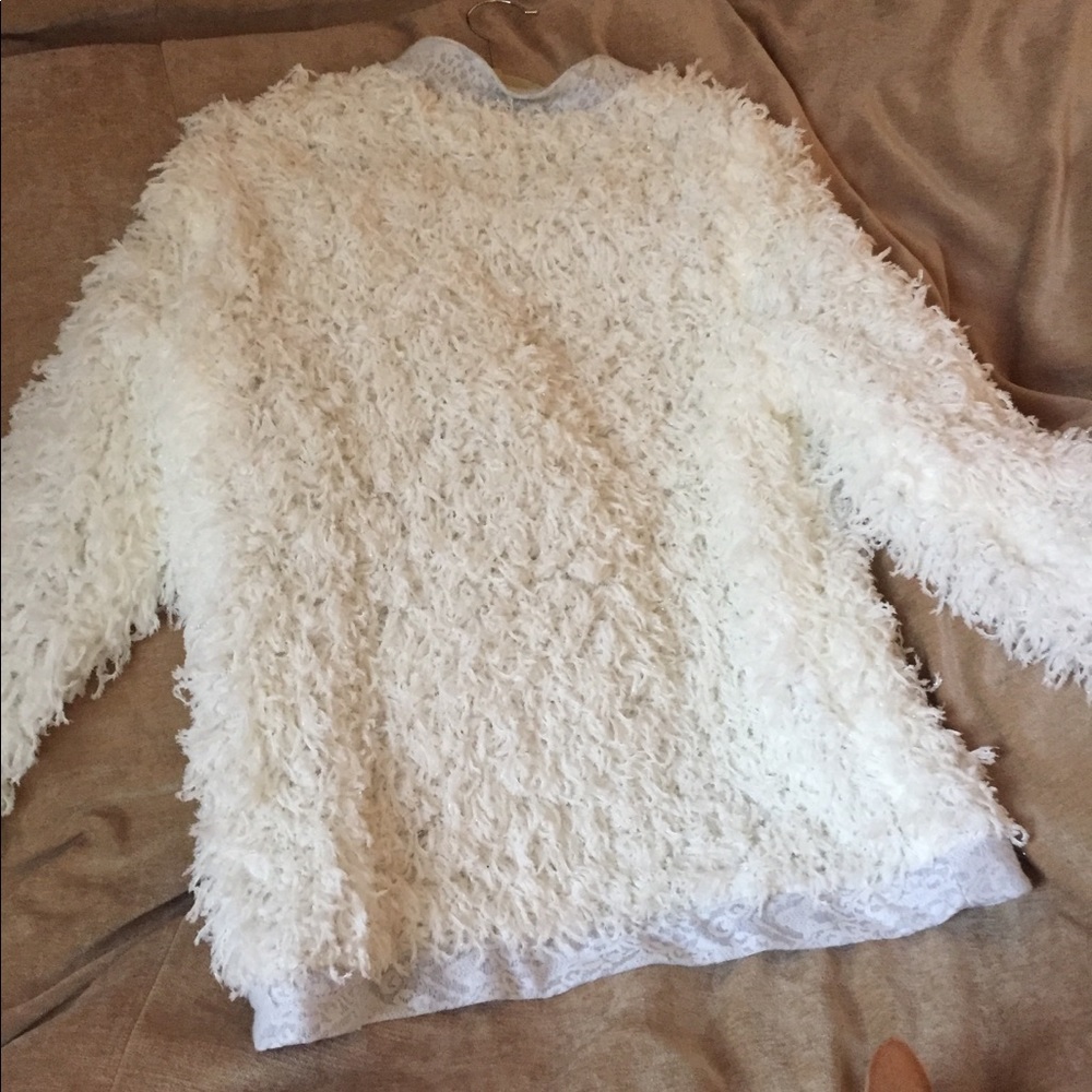 Cream “eyelash” jacket with quilted lining - Picture 2 of 5